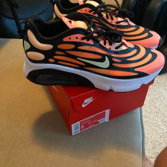 Brand new nike air max exosense - Picture 2 of 4